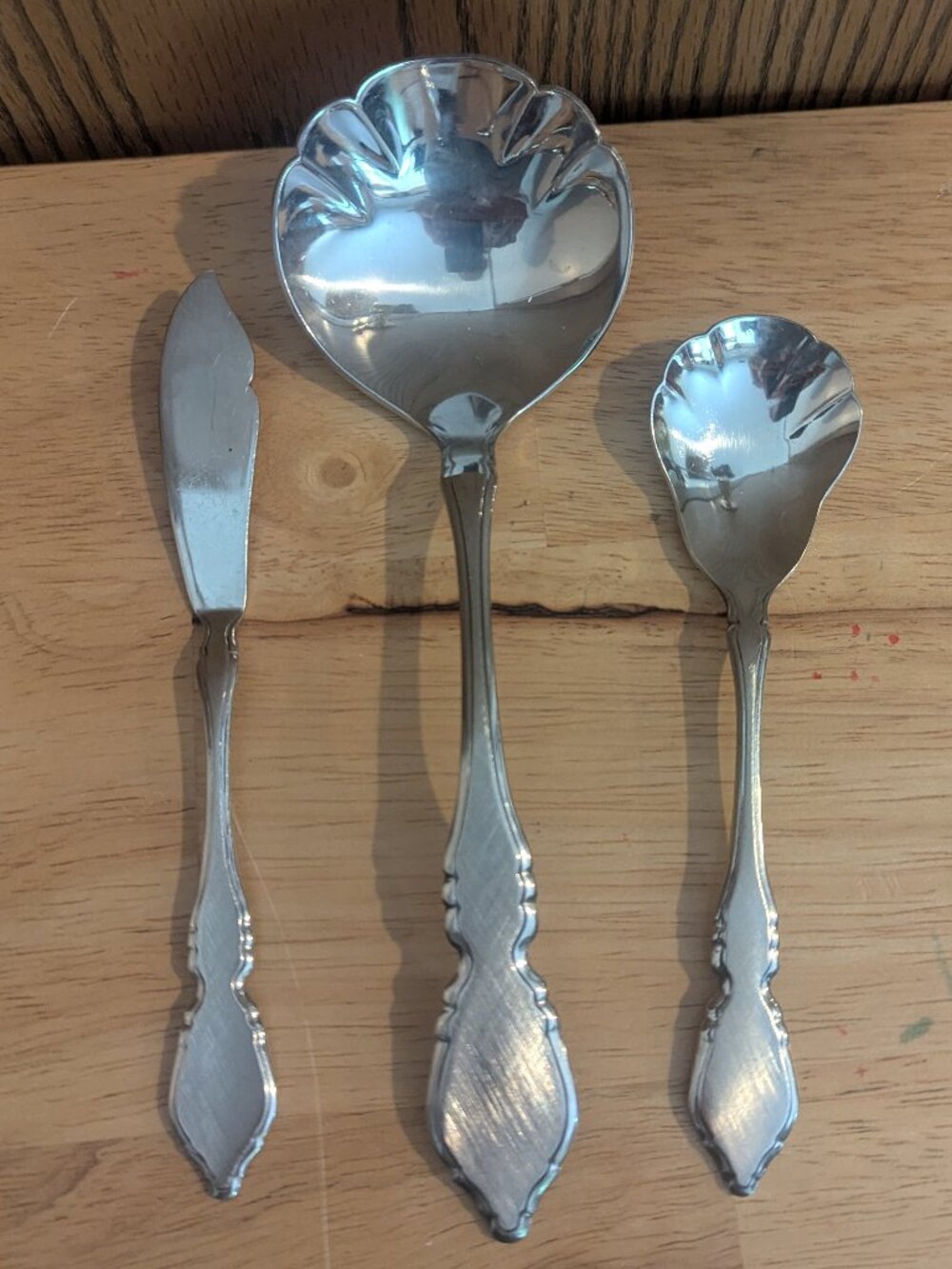 Oneida Classic Mood Deauville Prescott Stainless Steel Serving Spoons & Spreader